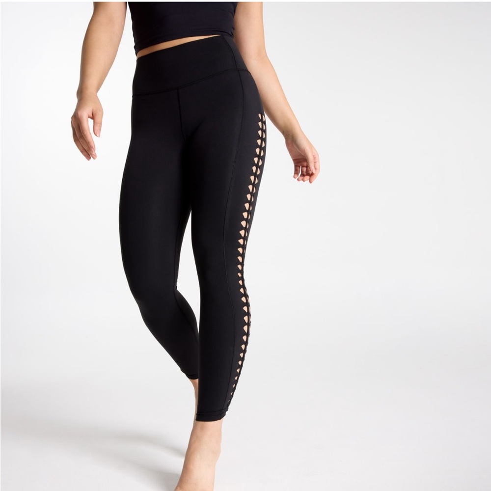 NWT! CALIA Inspire‎ Crochet High-Rise 7/8 Leggings Fitted Tight Pure Black